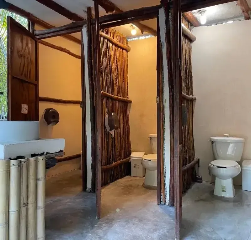 Foto 2 de La Aldea Holbox Cabañas y Camping