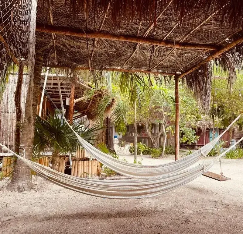 Foto 4 de La Aldea Holbox Cabañas y Camping