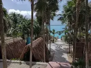 Foto 2 de Glamping Asana Bacalar Breakfast & Kayak