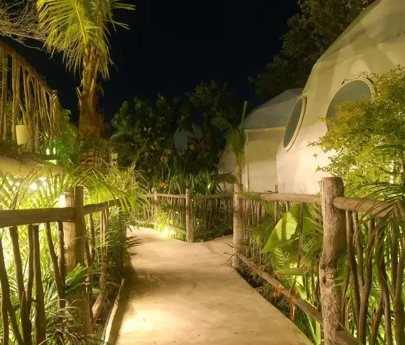 Foto 4 de Glamping Tulum with private mini pool