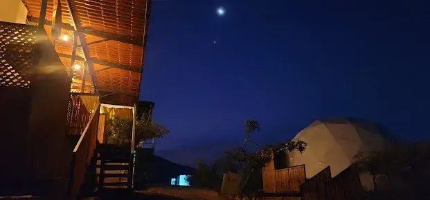 Foto 2 de NuuSavi Glamping