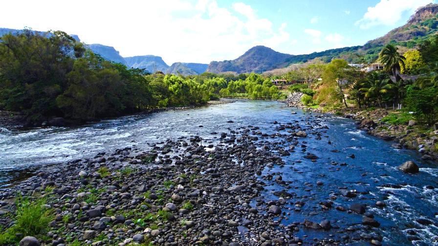 sitio ecoturistico rio jalcomulco en veracruz